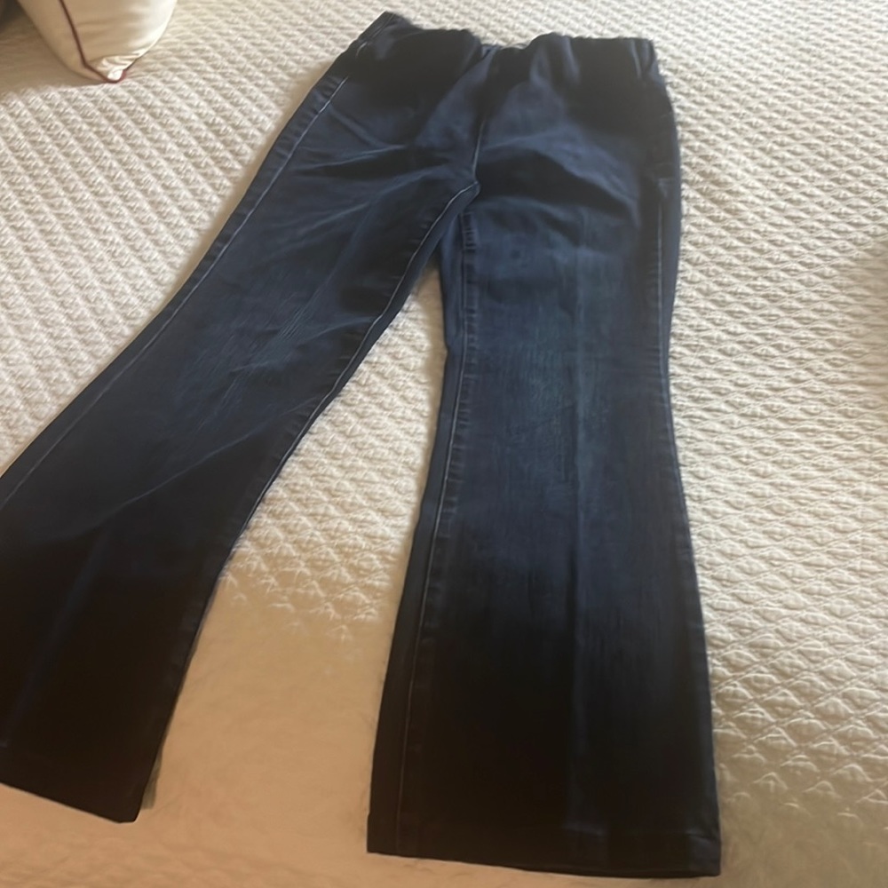 Never worn..Soft Surroundings pull on jeans..